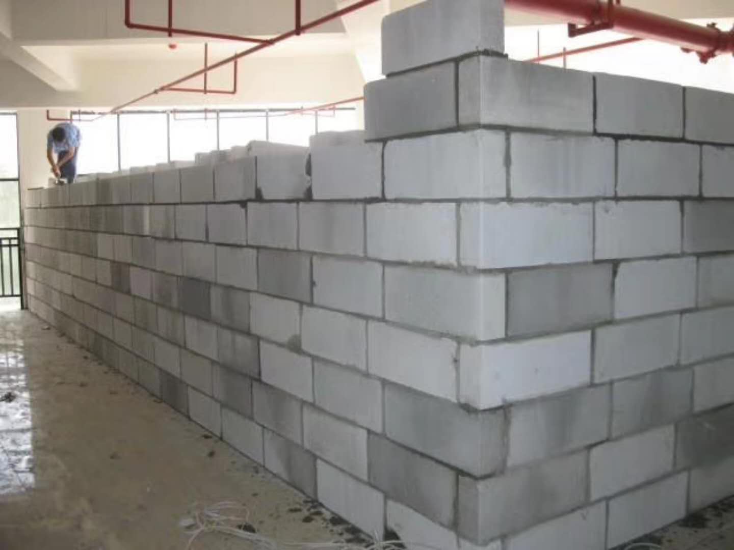 宁乡蒸压加气混凝土砌块承重墙静力和抗震性能的研究